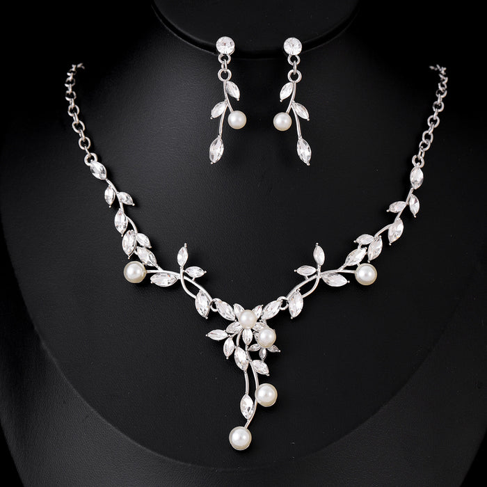 Black Silver Tone Horse Crystal Metal Necklace and Earring Set