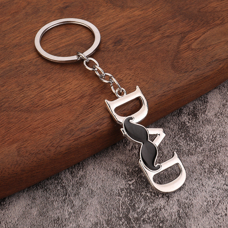 MOM DAD Letter Metal Keychain Mother Father Day Gift Pendant