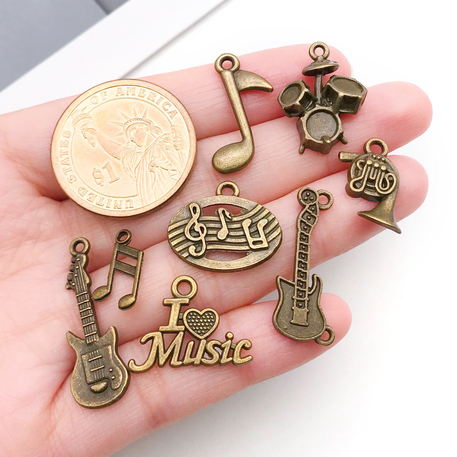 Antique Bronze Zinc Alloy Music Note Instrument Charm Pendant for DIY Necklace Bracelet