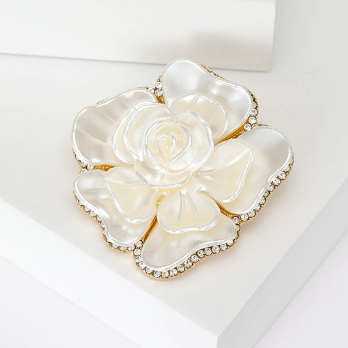 Pearl Flower Brooch angled product view