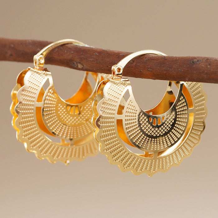 Gold Tone Hollow Scalloped Striped Fan Hoop Earrings