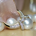 Pearl-Like Round Cabochon Crisscross Ring In Gold Tone view 3