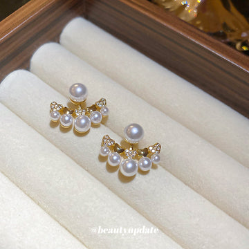Gold Crystal Heart Pearl Stud Earrings Decorative Jewelry Design