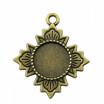 Eight Point Star Round Cabochon Pendant Trays in Two Finishes