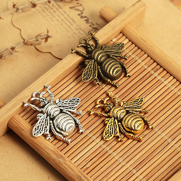 25mm Vintage Alloy Bee Charm Pendant for DIY Jewelry