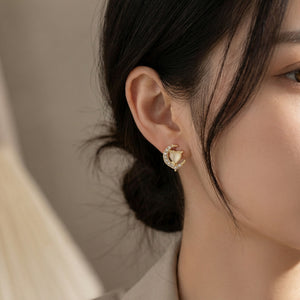 Gold-Tone Crescent Moon Stud Earrings with a Cream Heart Stone