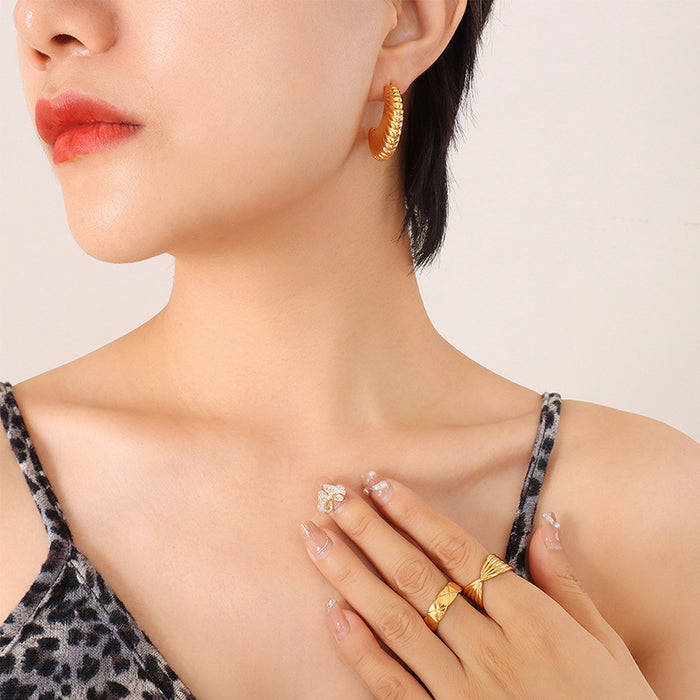 Gold Ribbed Shell C Shape Fan Stud Earrings Brass Tone