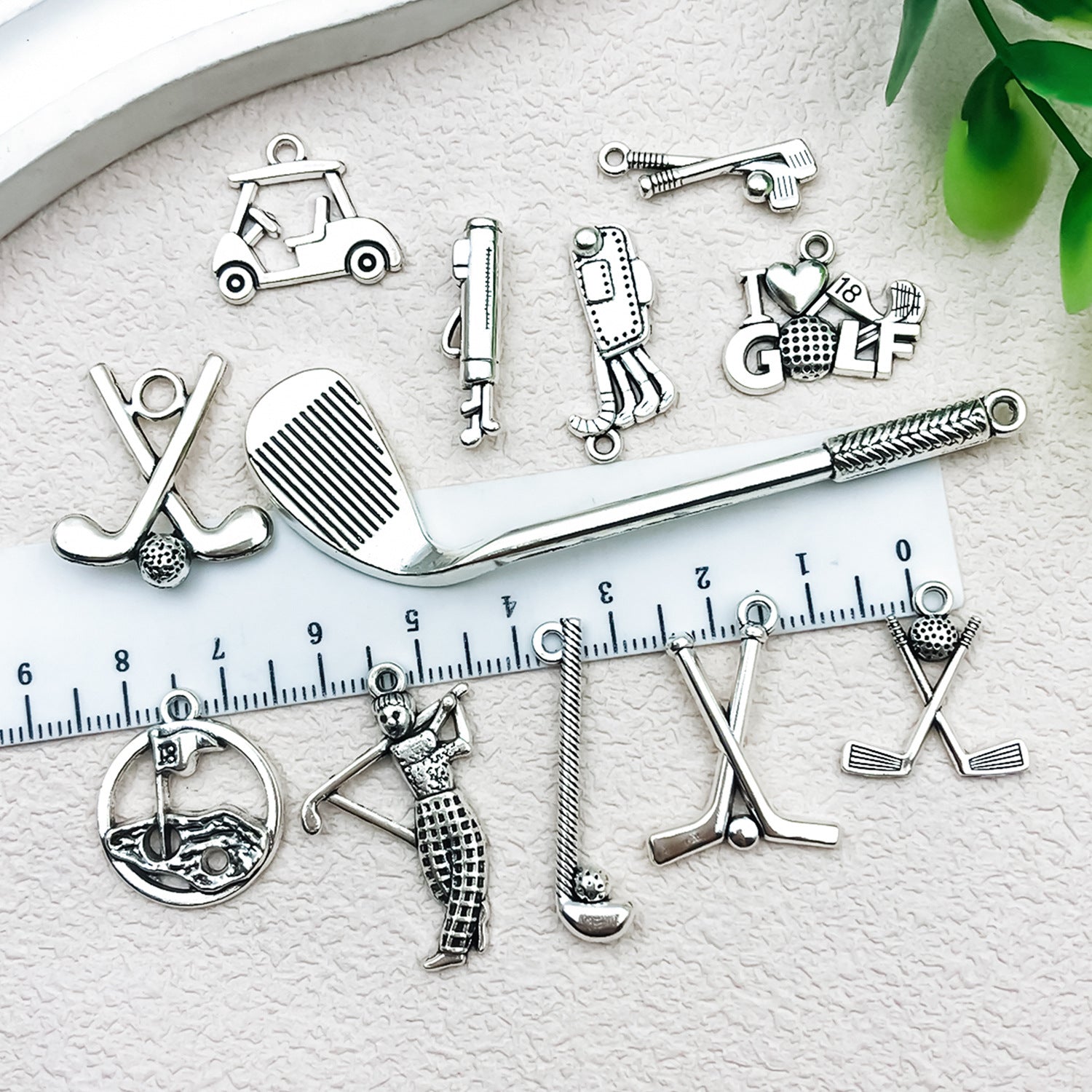 Antique Silver Zinc Alloy Golf Ball Sports Charm Pendant for DIY Keychain Jewelry