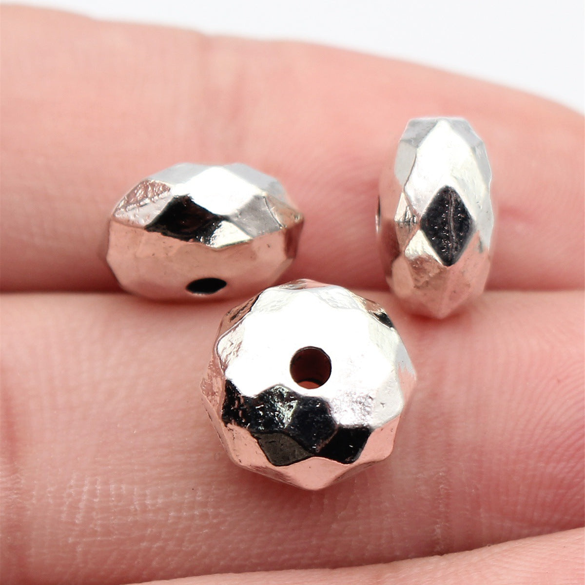 11x11x6.7mm 3.1g Antique Silver Tone Zinc Alloy Faceted Diamond Shape Loose Metal Beads for Bracelet Making