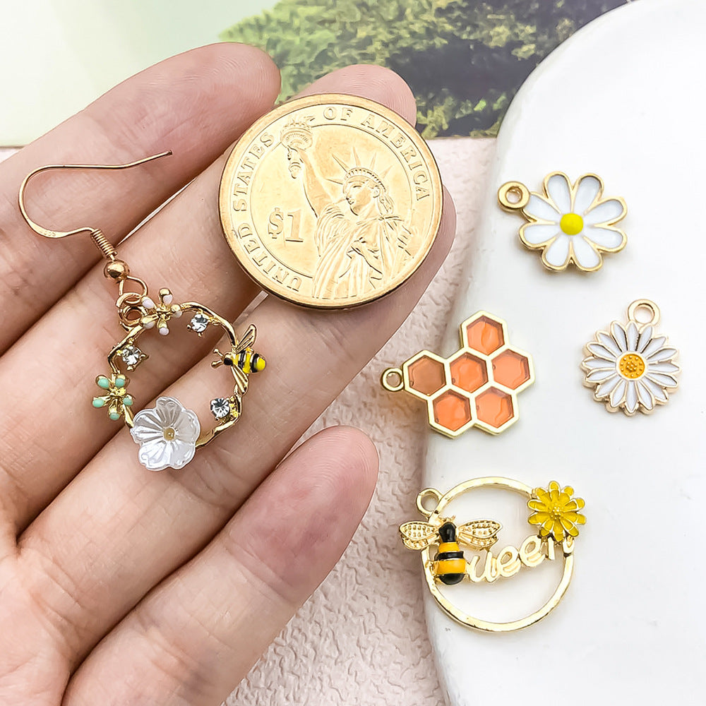 Enamel Zinc Alloy Bee Daisy Honeycomb Honey Jar Charm Pendant for DIY Keychain Jewelry
