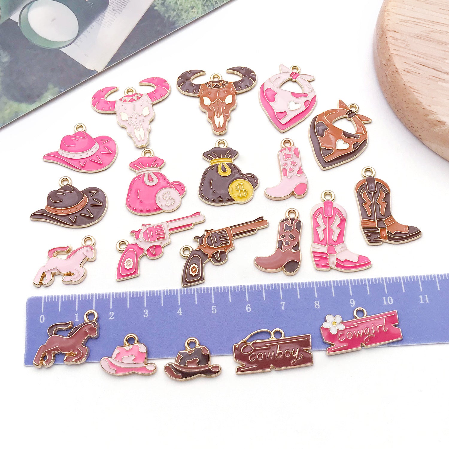 Zinc Alloy Enamel Cowboy Hat Boot Bull Head Charm Pendant for Necklace Bracelet Keychain Making