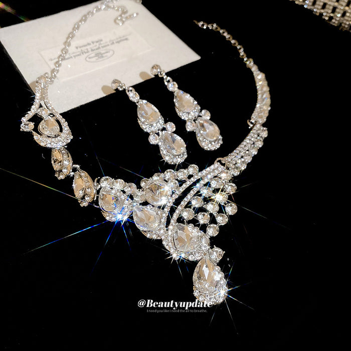 Silver Rhinestone Teardrop Pendant Necklace Earring Set