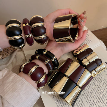 Acrylic Stretch Bracelet Gold Accent 9 Retro Styles