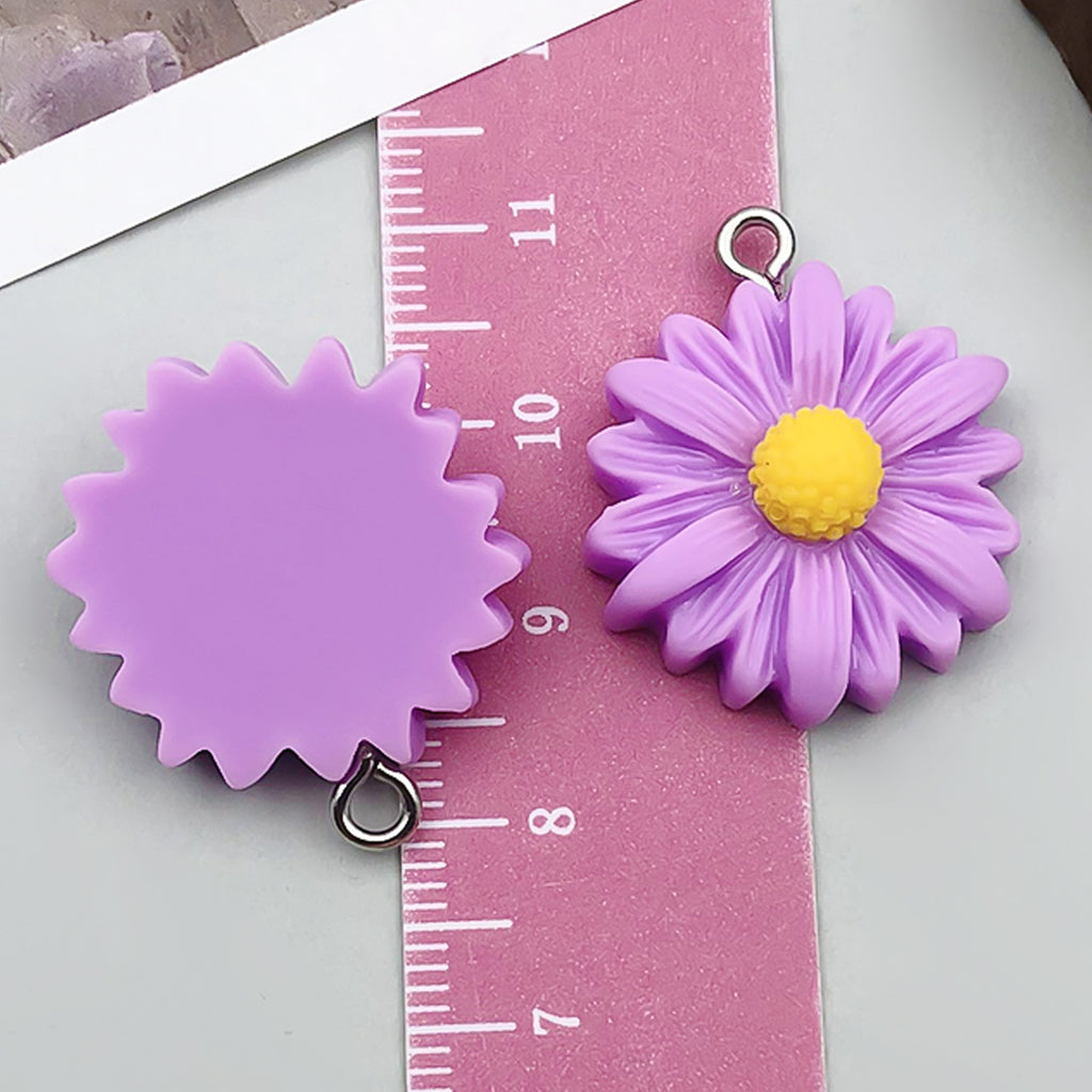 Resin Small Daisy Flower Charm Pendant for DIY Necklace Earrings Keychain