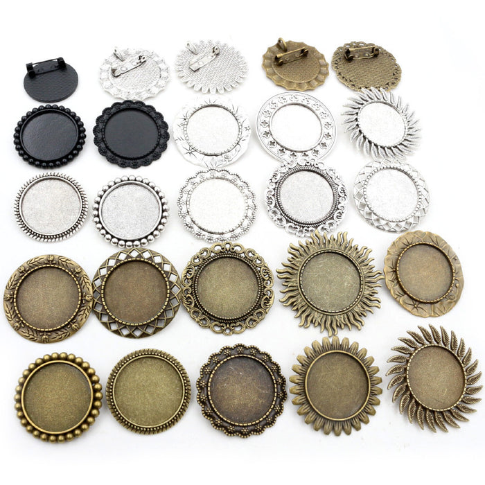 Decorative Round Brooch Tray Settings in Mixed Metal Tones