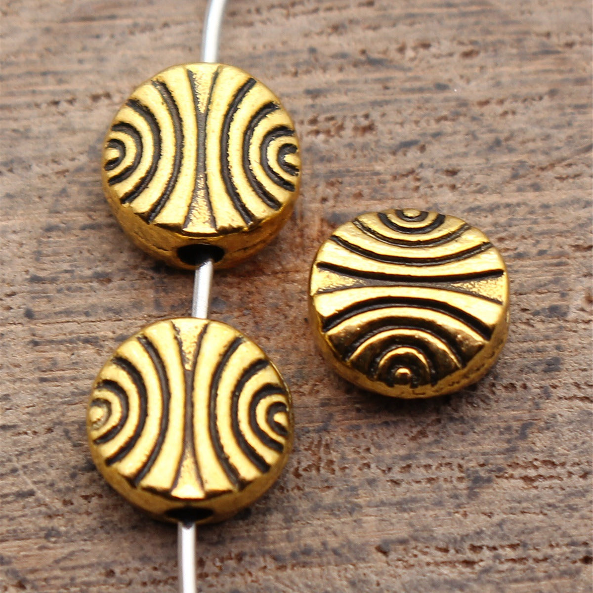7.8x7.8x3.6mm 0.71g Antique Gold Zinc Alloy Arc Texture Round Flat Loose Metal Beads for Jewelry Making