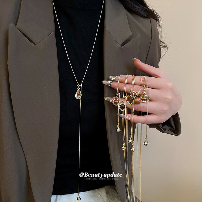 Gold Tone Fine Chain Necklace With Brown Heart Pendant
