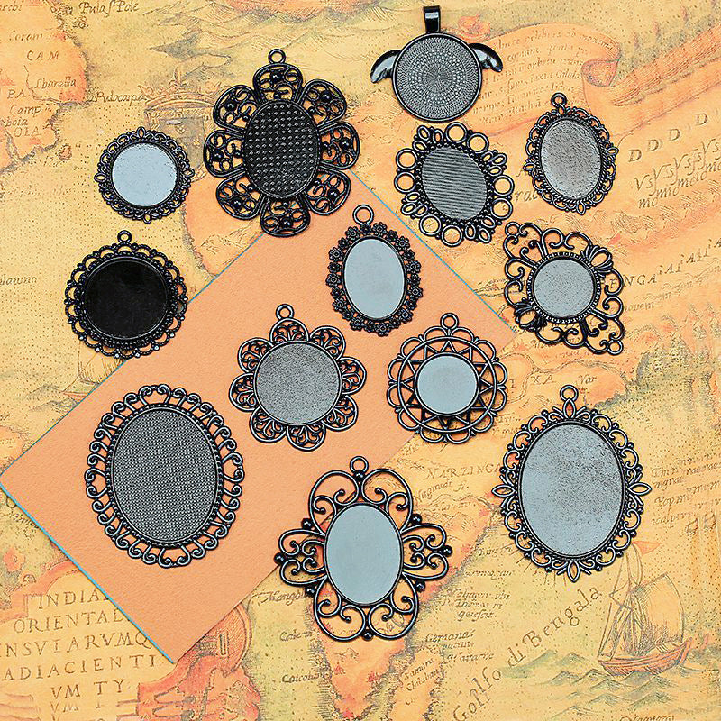 Black Alloy Cabochon Pendant Tray for Necklace Making