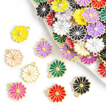 Polished Gold Silver Daisy Alloy Charms in 16 Styles