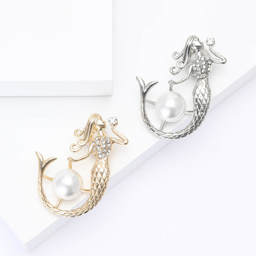 Mermaid with faux pearl in a second product view