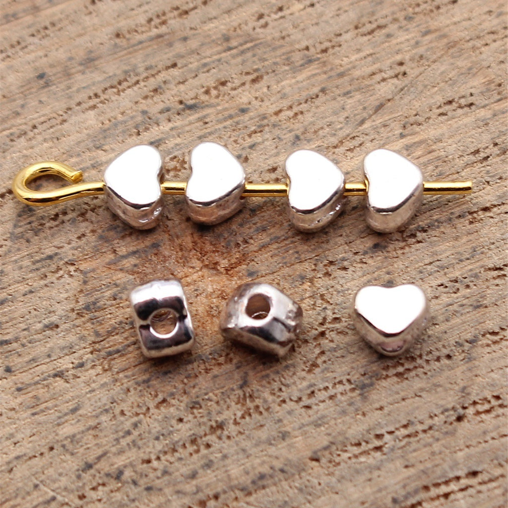 4.1x3.1x3mm 0.16g White K Color Zinc Alloy Heart Small Hole Loose Metal Beads for Bracelet Necklace DIY