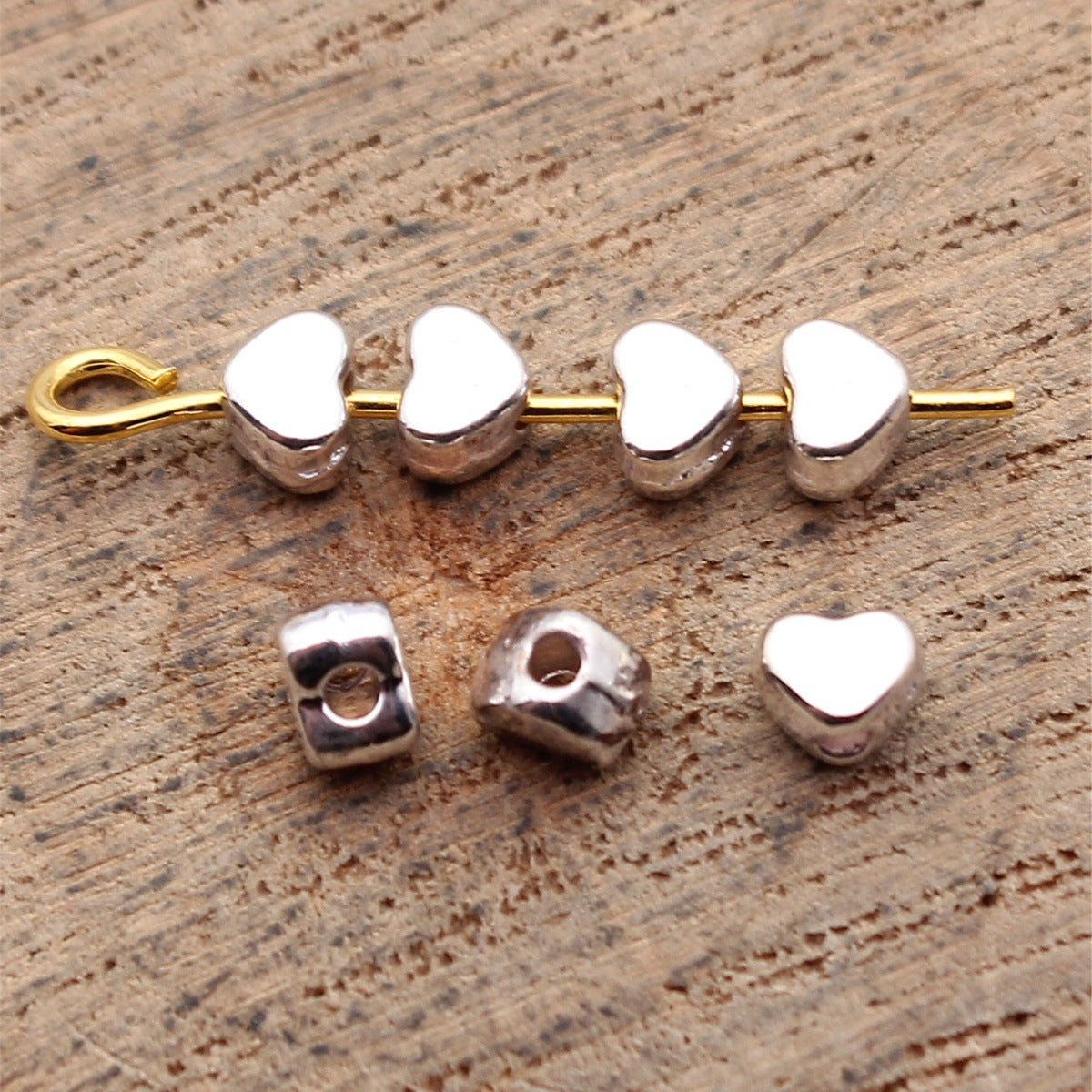 4.1x3.1x3mm 0.16g White K Color Zinc Alloy Heart Small Hole Loose Metal Beads for Bracelet Necklace DIY