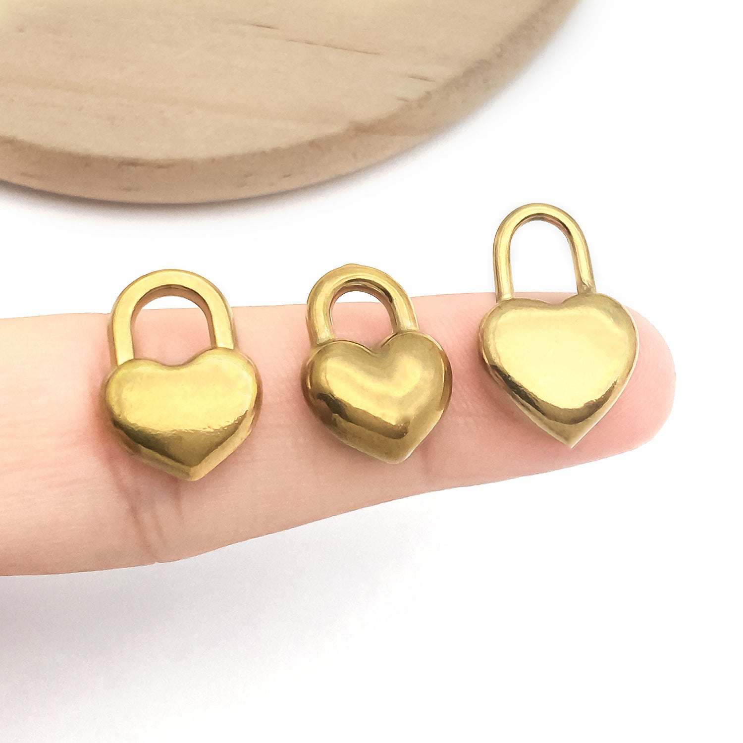 Stainless Steel Gold Hollow Heart Key Charm Pendant for DIY Earrings Necklace