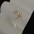 Gold Tone Abstract Letter Brooch With Polished Open Lines view 2