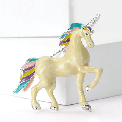 Rainbow Mane Unicorn Brooch front view