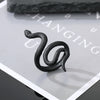 Curved Snake