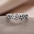 Antique Silver Tone Open Daisy Band Ring With Dark Centers view 2