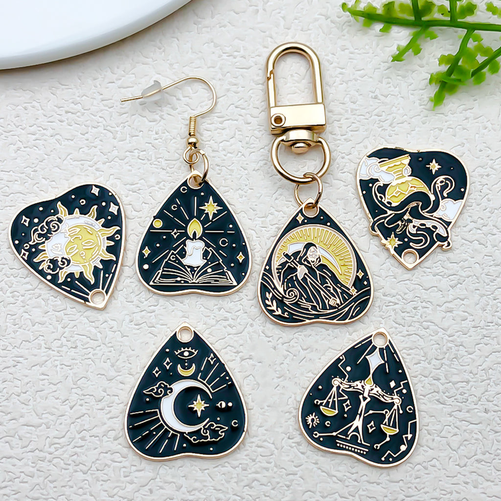 Zinc Alloy Heart Tarot Card Sun charm pendants for DIY necklaces earrings keychains