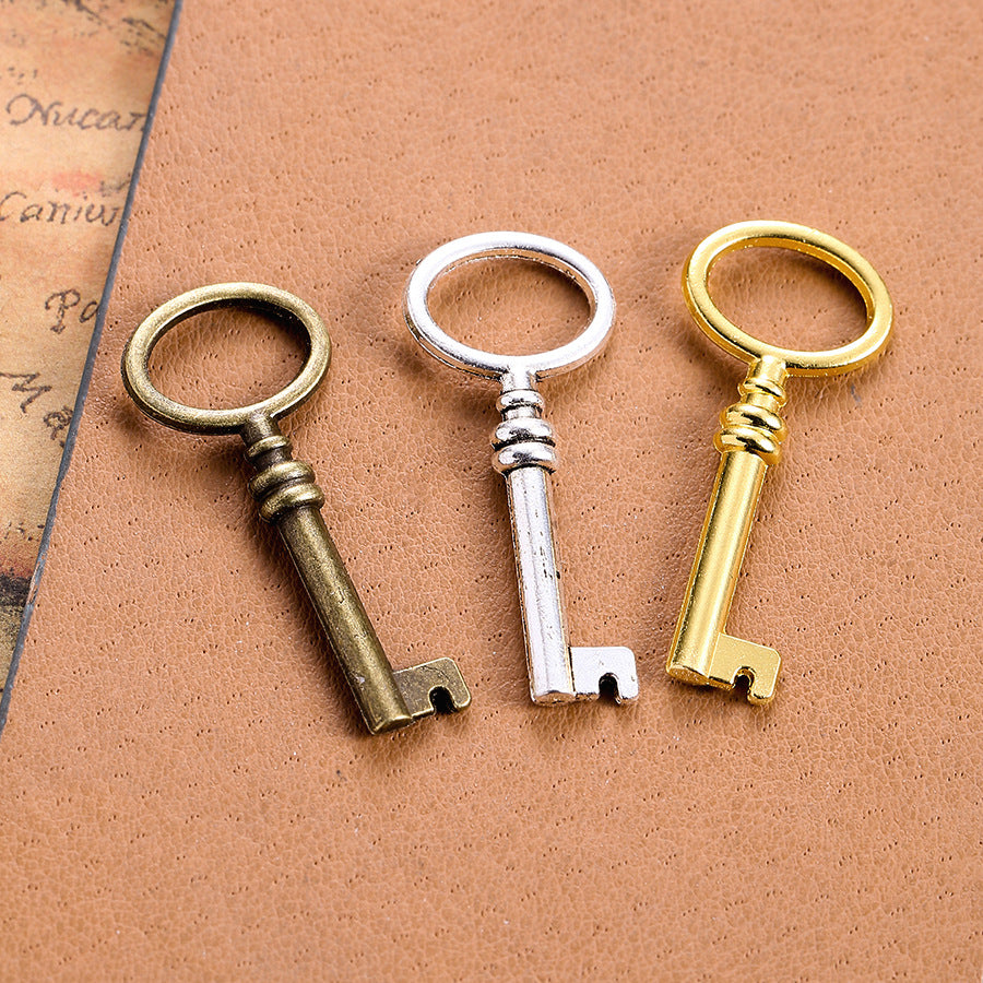 41x17mm Vintage Double Sided Oval Key Charm Pendant