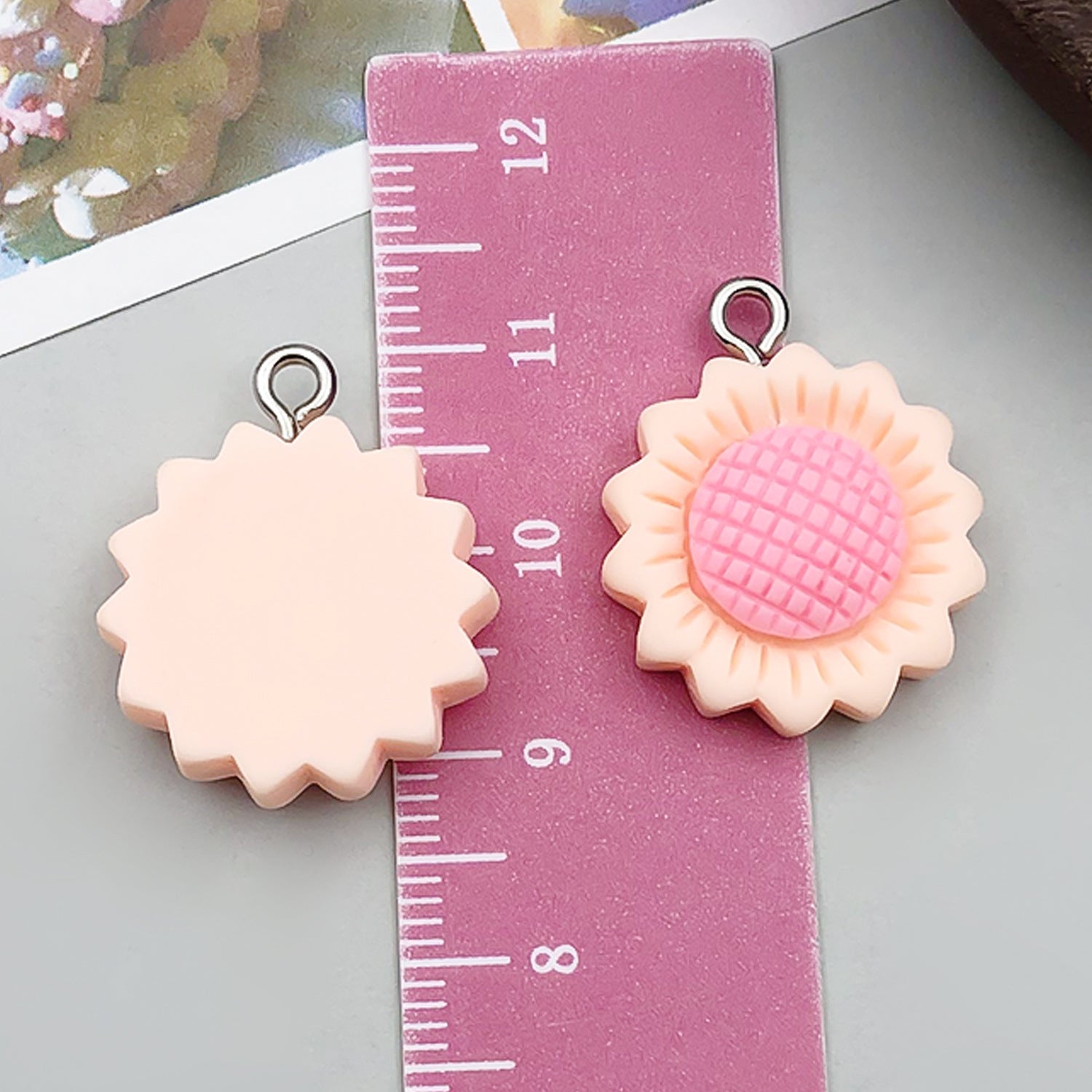Pink Resin Sunflower Daisy Rose Flower Charm Pendant for DIY Bracelet Necklace Jewelry