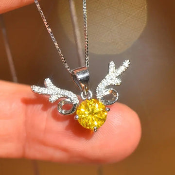Antler Pendant Necklace With Round Center Stone With Polished Clear Stone Detail