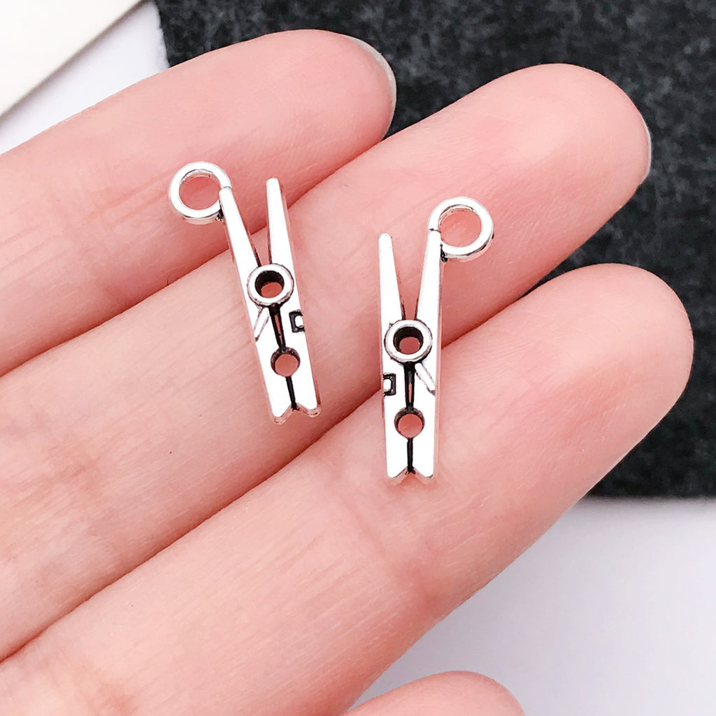 Antique Silver Zinc Alloy Scissors Sewing Machine Button Charm Pendant for DIY Jewelry