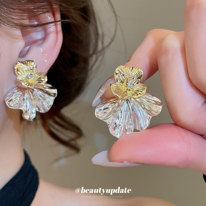 Two Tone Sculpted Flower Stud Earrings With Decorative Details