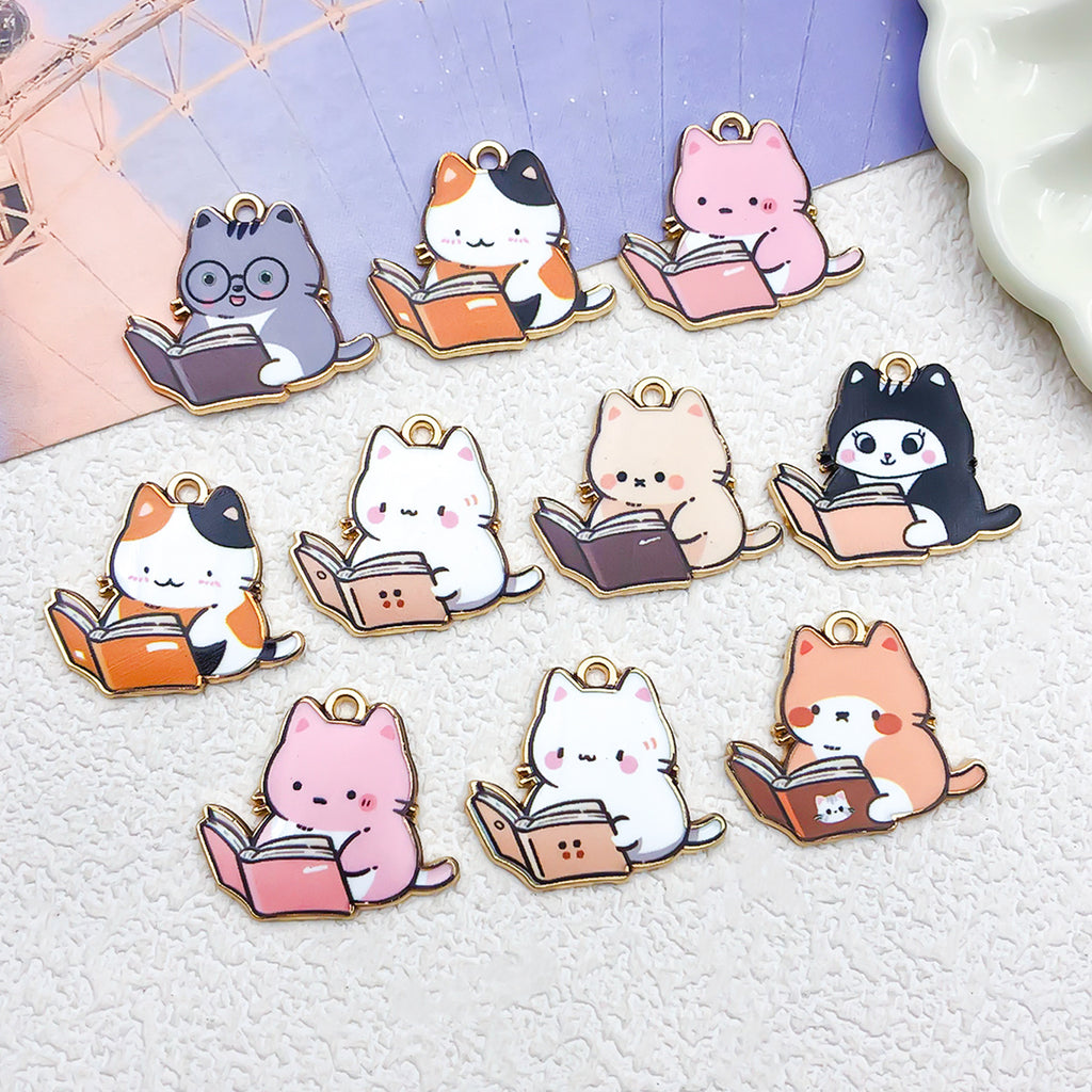Printed Enamel Zinc Alloy Reading Cat Charm Pendant for DIY Earrings and Necklace Making