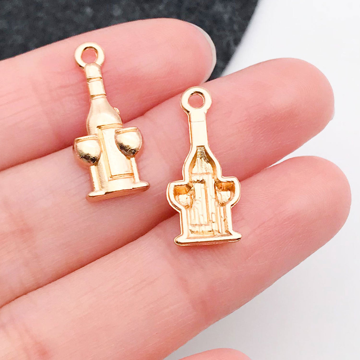 Vintage Zinc Alloy Red Wine Grape Charm Pendant for DIY Bracelet Necklace Keychain