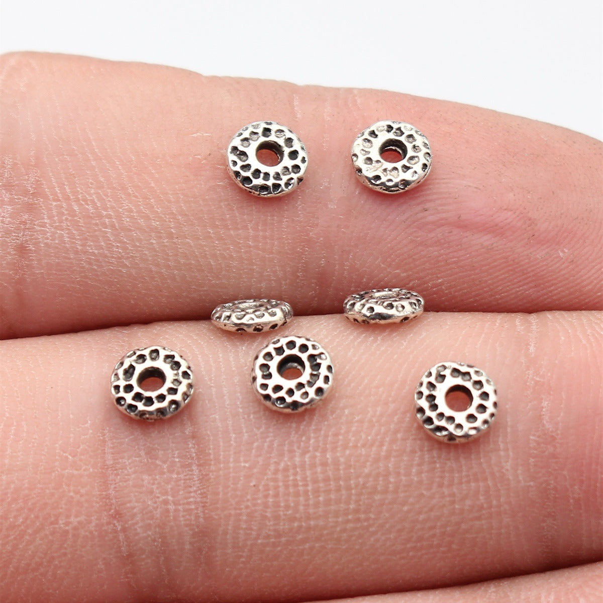 5.8x5.8x1.5mm 0.17g Antique Silver Zinc Alloy Hammered Round Ring Spacer Beads for Bracelet Jewelry Making