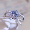 Silver Round Clear Four-Prong Crisscross Ring Alloy view 3