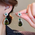 Green Leaf Flower And Teardrop Crystal Earrings And Necklace In Silver Tone view 3