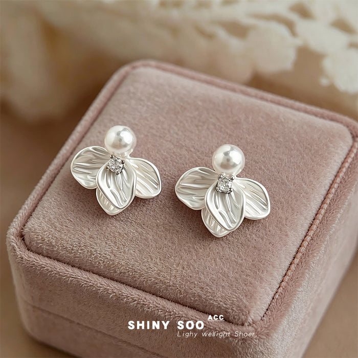 Silver White Pearl Petal Flower Stud Earrings Pair