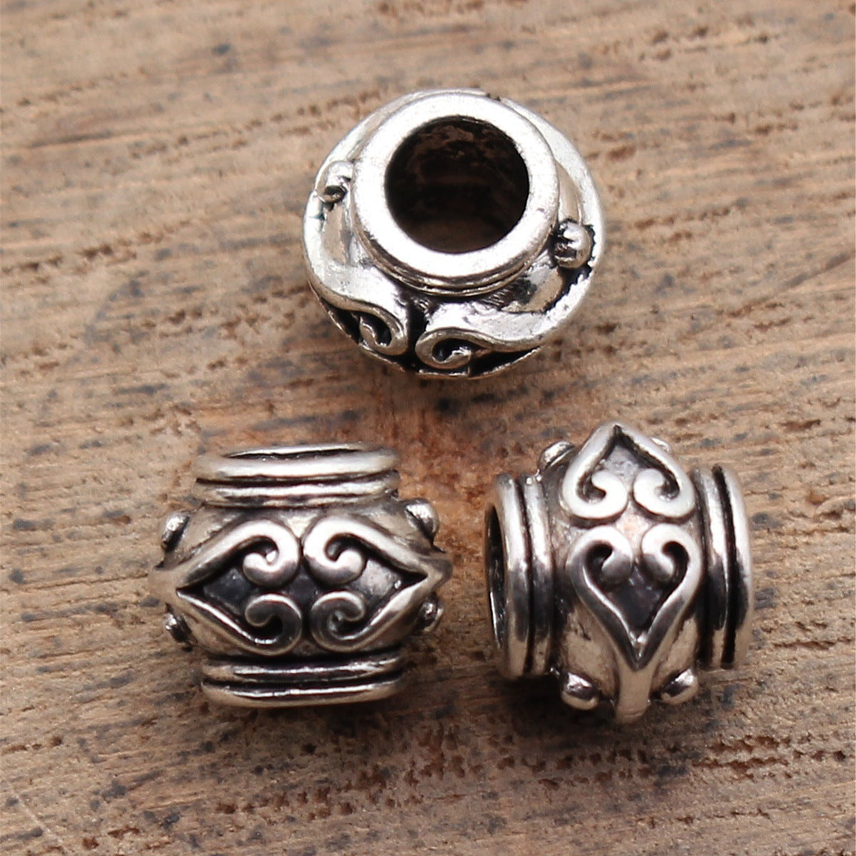 8.2x8.2x6.6mm 0.94g Antique Silver Zinc Alloy Heart Texture Large Hole Spacer Beads for DIY Bracelets