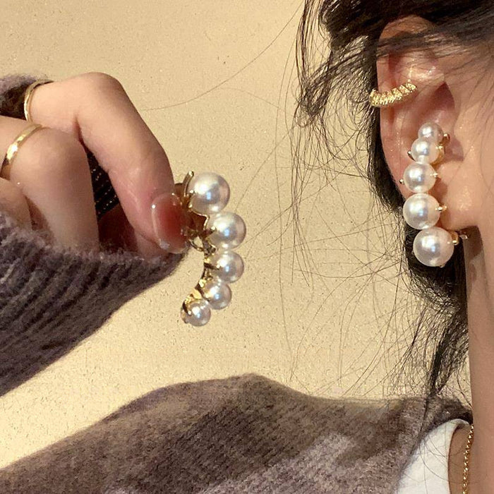Graduated Pearl Cluster Curved Statement Stud Earrings