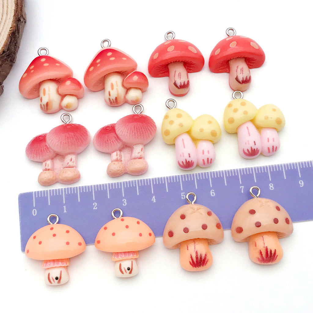Resin Cartoon Mushroom Charm Pendant for DIY Necklace Phone Strap Keychain