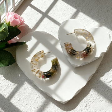 Clear Brown Resin C-Shaped Hoop Earrings with Dried Flowers