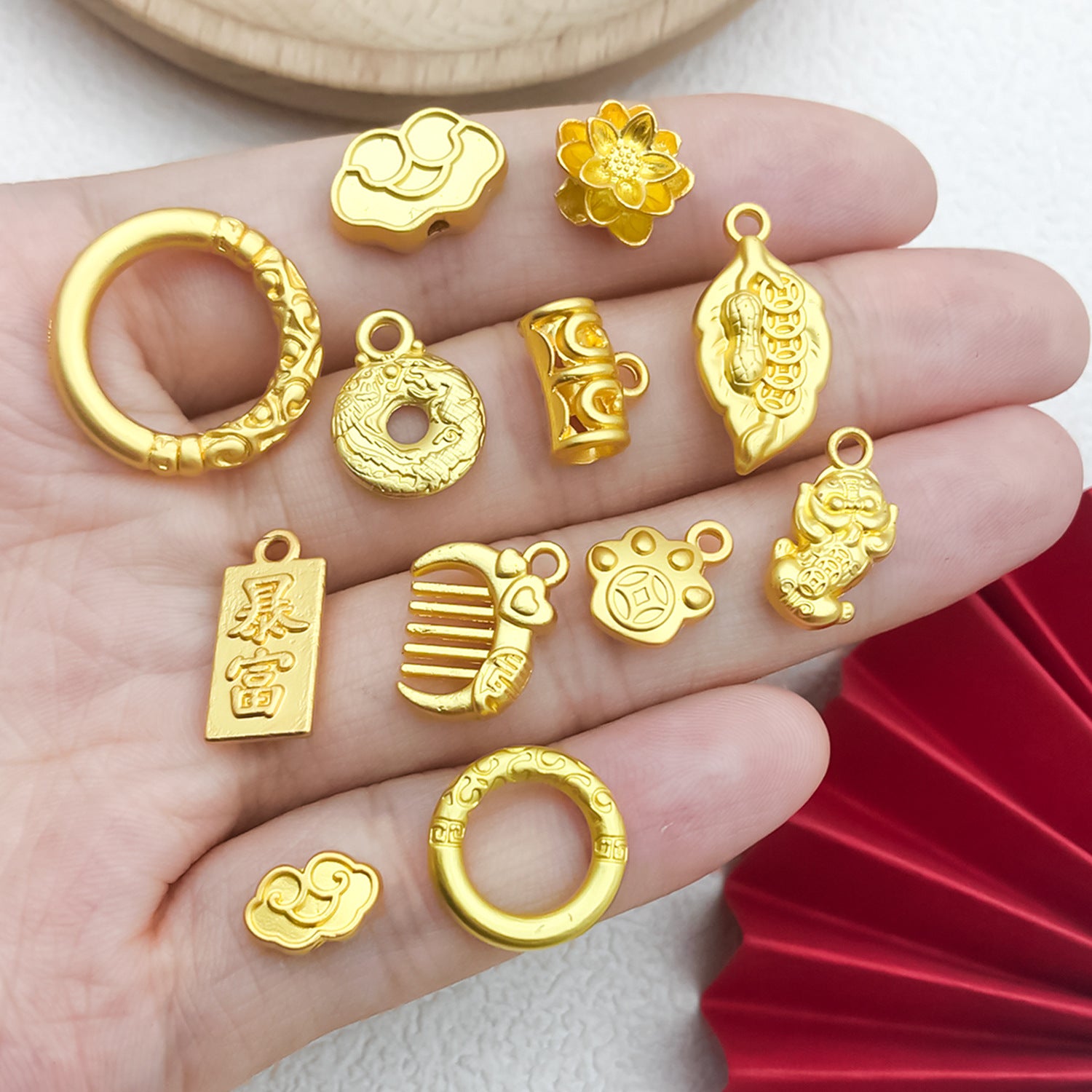 Gold Tone Zinc Alloy Lucky Bag Pixiu Charm Pendant for DIY Bracelet Necklace Jewelry