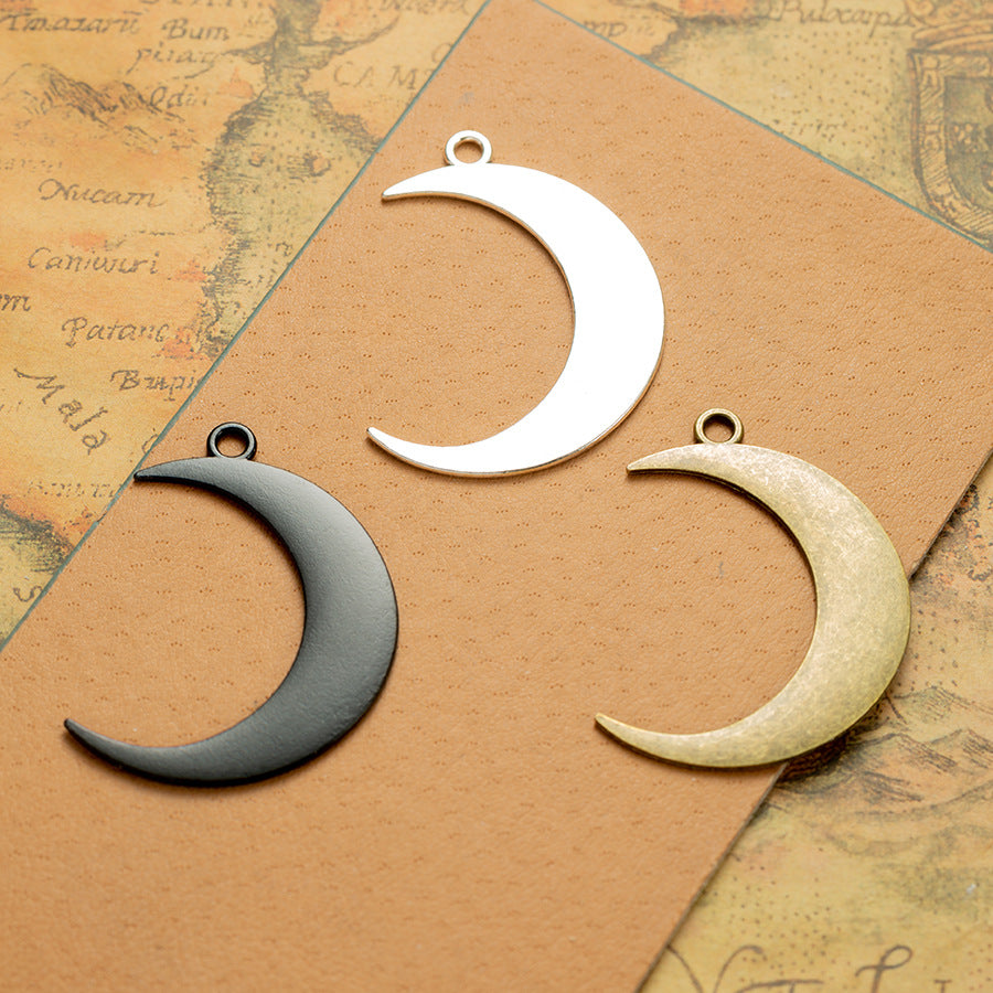 Vintage Double-Sided Crescent Moon Alloy Pendant for Necklace Making