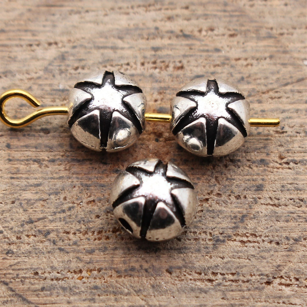 6.9x6.5x5mm 0.71g Antique Silver Zinc Alloy Starburst Pattern Loose Metal Beads for Bracelet Necklace DIY